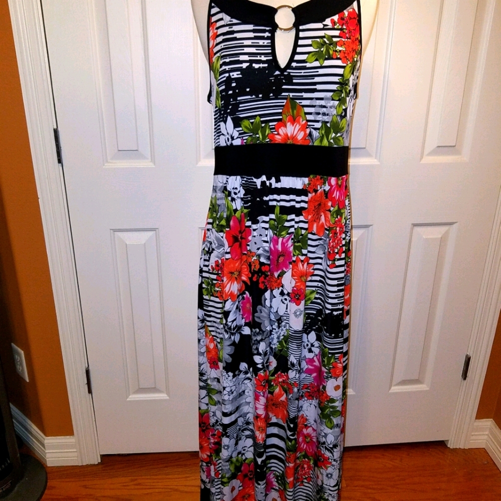 Floral XL MAXI DRESS - Picture 1 of 6